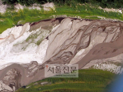 “가물었지만 그림같소”