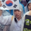 韓 “사죄하라” 폭우 속 분노의 외침
