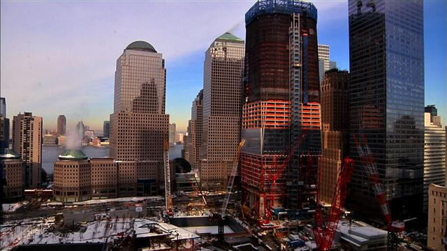 9·11 테러로 폐허가 됐던 미국 뉴욕의 그라운드제로에는 원 월드트레이드센터와 9·11 기념관을 짓는 작업이 한창이다. EBS 제공