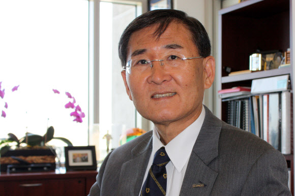 한국과학기술원(KAIST) 새 총장으로 선임돼 오는 23일부터 4년간 KAIST를 이끌 강성모 UC샌타크루즈대 교수. 연합뉴스