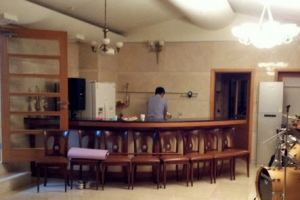 ‘노래부르다 성행위’ 동영상 남자 확인하려면