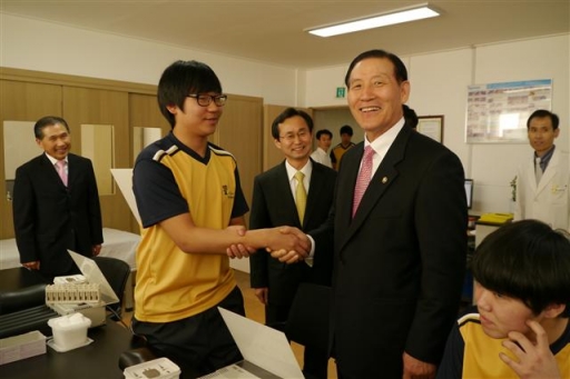 박창명 병무청장 징병소 참관