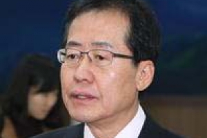 [폐업 위기 진주의료원] “강성노조가 구조조정 거부…간호사 명퇴금 1억3000만원”