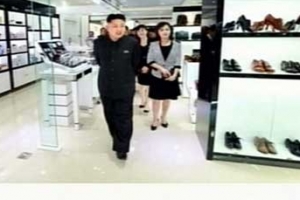 北 최신식 매장에 국내 화장품 등장