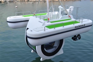 경기보트쇼에 ‘펭귄’이 왜?