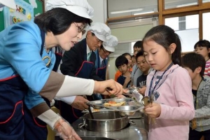 [현장 행정] 박춘희 송파구청장의 이동구청장실