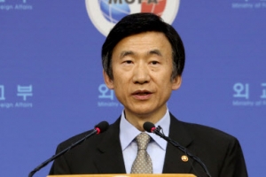 윤병세 “대화 위한 대화 안돼…北, 진정성 보여야”