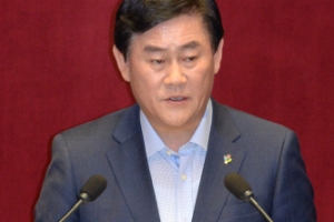 “정무장관제 부활 소통 강화해야”