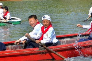 北 조선소년단 제7차대회 대표들