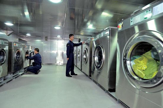 공용 세탁실 모습을 게재하며 “현대화된 시설이 작은 도시를 방불케 한다”는 설명을 곁들였다. 베이징 연합뉴스