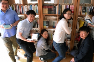 ‘소설로 벗긴’ 출판시장 갑을 관계