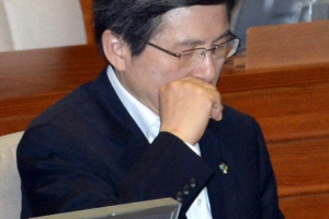 檢, 황 장관 앞으로도 사사건건 개입 우려