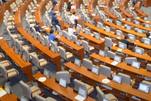 여야 “한국사 수능 필수과목 지정해야”