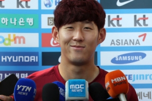 “인터뷰 안돼” 獨축구 레버쿠젠 손흥민 ‘보호령’