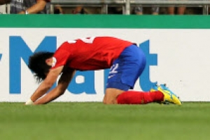[한국축구, 8회 연속 월드컵 본선행] 8연속 월드컵 가던 날… 웃지도 못했다
