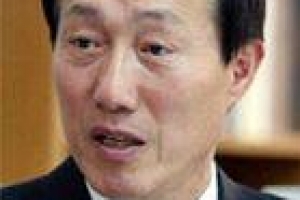 지역발전위원장에 이원종 前지사 위촉