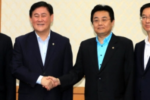 여야 원내대표 회동… ‘국정원사건’ 핵심의제