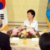 [포토] 박근혜대통령 민주평통 간담회 참석
