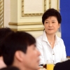 [포토] 민주평통 간담회 참석 한 박근혜대통령