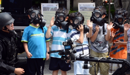 생애 첫 방독면 체험