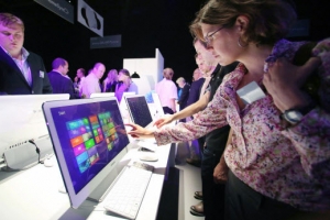 삼성전자, 英서 태블릿 ‘아티브Q’ 등 신제품 9종 공개