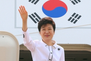 朴대통령 중국 안착…방중 일정 시작