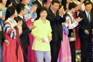 [한·중 정상회담] 시주석 “라오펑여우 환영”… 만찬장에 ‘고향의 봄’ 합창 울려 퍼져