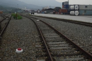 [이슈 & 이슈] 경북 구미철도 컨테이너 적치장 재개 갈등