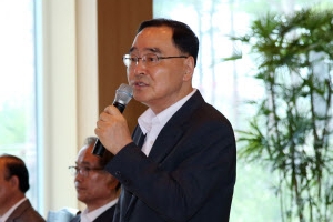 “세종시에 국회 분원… 행정 효율화를”