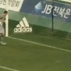 [영상]전북 골키퍼 최은성 ‘매너 자책골’ 화제