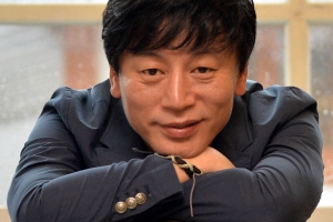 “털 80만개 고릴라… 4년 전엔 불가능해 연출 거절했죠”