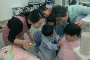 치아건강, 할머니와 손자가 같이 챙겨요