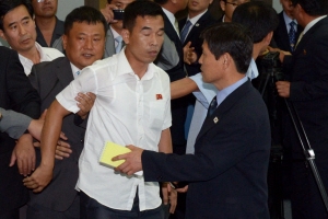 北 “독자운영 가능” 南 “북의 결렬 선언”… 개성공단 다시 벼랑끝