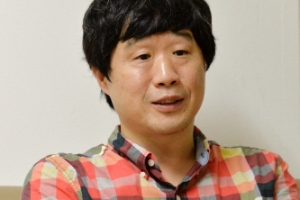 [저자와의 차 한잔] ‘기생충 열전’ 펴낸 서민 교수