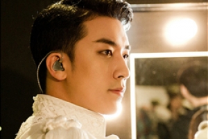 승리, 내달 솔로 미니 음반으로 2년반만에 컴백