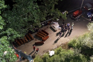 이탈리아 버스추락… 39명 사망