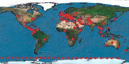가디언이 공개한 미국 국가안보국(NSA)의 내부 교육용 자료의 일부로, 전 세계 150여곳에 ‘엑스 키스코어’ 서버가 설치된 지역이 빨간 점으로 표시돼 있다.