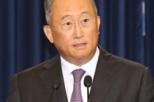 [靑 비서실장·수석 4명 교체] 윤창번 미래전략수석