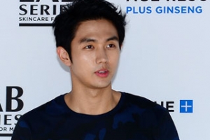 2AM 임슬옹, 갈비뼈 이상으로 육군 현역→보충역 편입