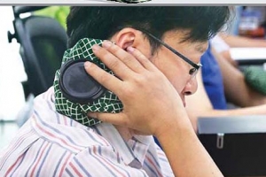 청사는 ‘절절’ 공무원은 ‘헉헉’… “절전하다 업무효율 제로”