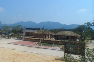 경주, 박목월 시인 생가 복원