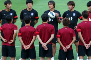 유럽파에 홍심 뺏길라, 14일밤 눈도장 찍어라