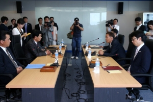개성공단 회담 타결 가능성…남북, 막판 협상