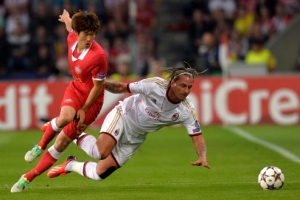 보란 듯 뛰는 ‘두 개의 심장’