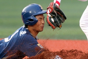 이 한몸 날렸건만…