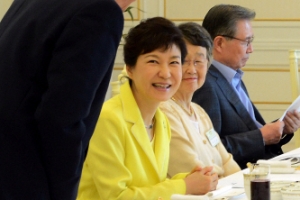 우려 커지는 ‘인선의 덫’