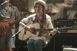 가족·친구 통해 소중한 자아를 찾아가는 20대 그녀의 성장통