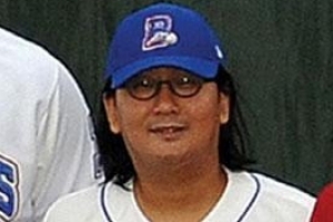 ‘첫 공부터 너클볼’ 허민 구단주 美독립리그 데뷔전