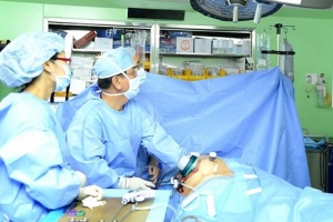 [암을 말하다] 대장암(하) 전호경 강북삼성병원 소화기외과 교수