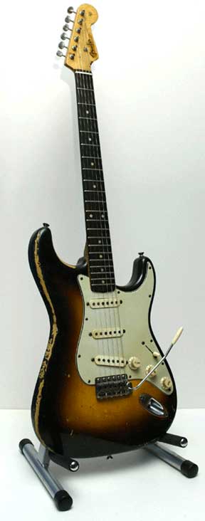 ‘기타의 신’ 지미 헨드릭스가 사용하던 1968년형 펜더 스트라토캐스터 기타.